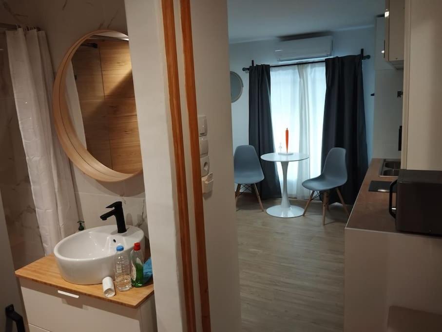 Nektar Cosy Apartment In City Centre Αθήνα Εξωτερικό φωτογραφία